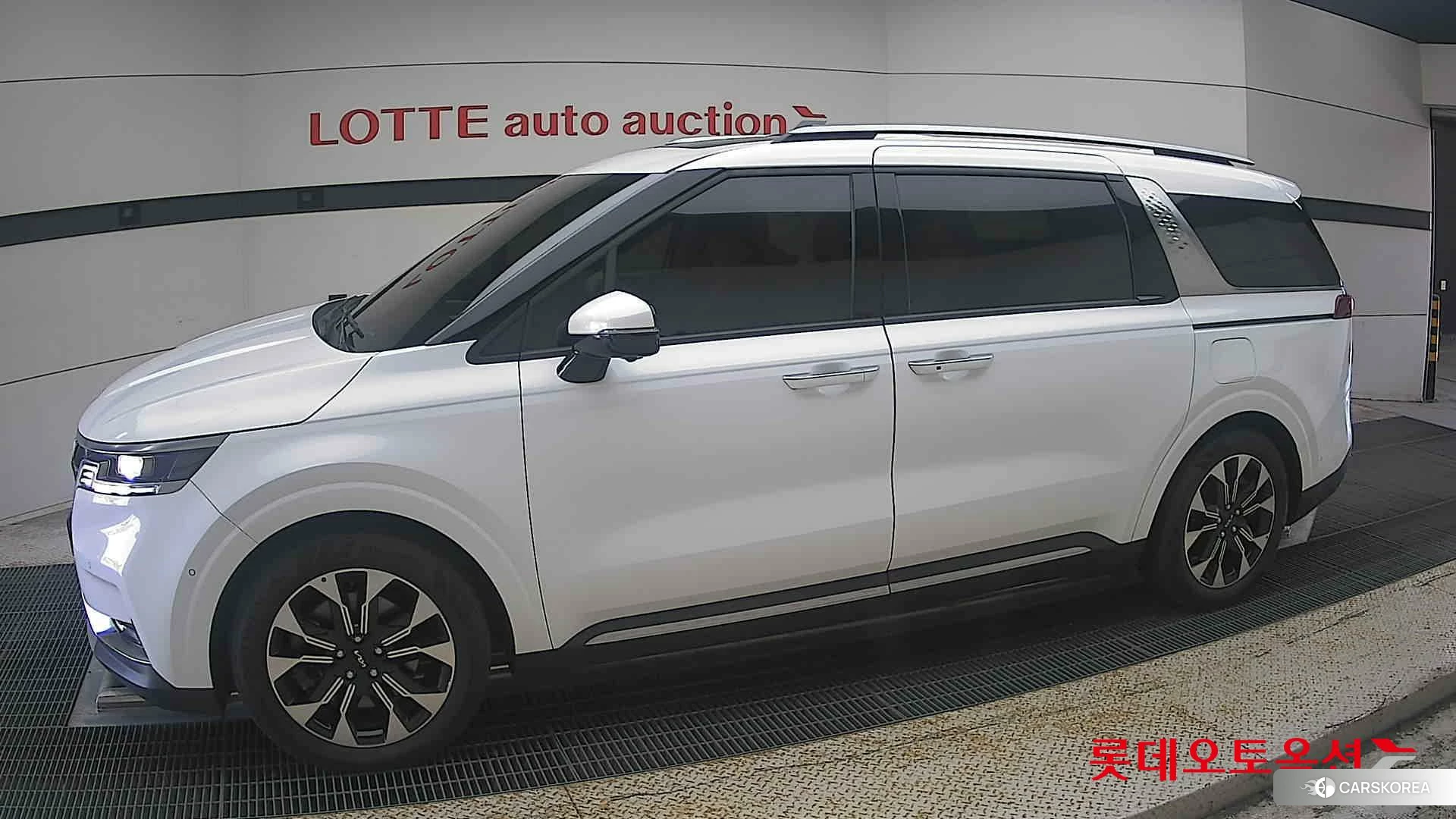 Kia Carnival id 4990044 из Кореи 3
