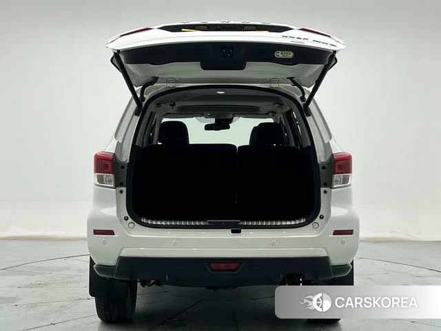 Nissan Terra 2022 Белый из Китая, фото 3