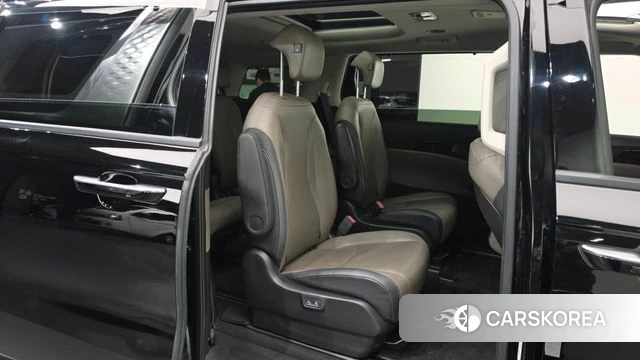 Kia The New Carnival 4th Generation 2024 Черный из Кореи, фото 3