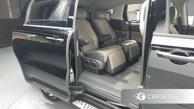Kia The New Carnival 4th Generation 2024 Черный из Кореи, фото 3