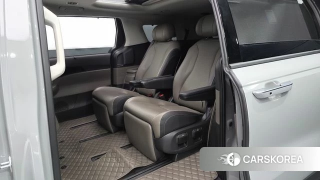 Kia The New Carnival 4th Generation 2024 Серый из Кореи, фото 3