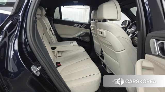 BMW X6 (G06) 2022 Черный из Кореи, фото 3
