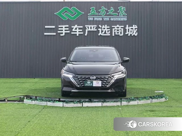Nissan Sylphy 2024 Черный из Китая, фото 3