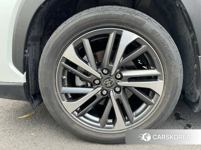 Toyota Frontlander 2022 Белый из Китая, фото 3