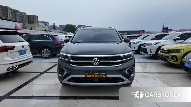Volkswagen Talagon 2024 Темно-серый из Китая, фото 3