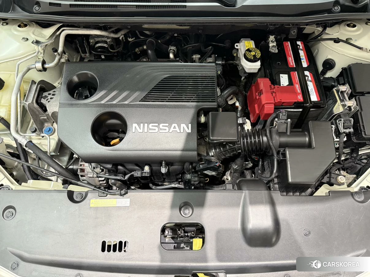 Nissan Sylphy 2021 Белый из Китая, фото 3