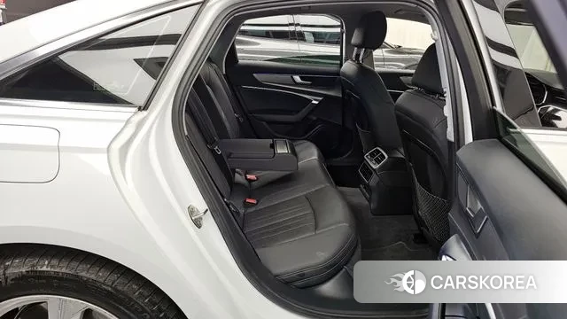 Audi A6 (C8) 2020 Белый из Кореи, фото 3