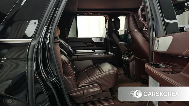 Lincoln Navigator 4th generation 2020 Черный из Кореи, фото 3