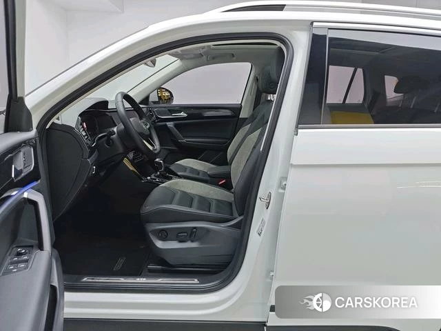 Volkswagen Tayron 2021 Белый из Китая, фото 3