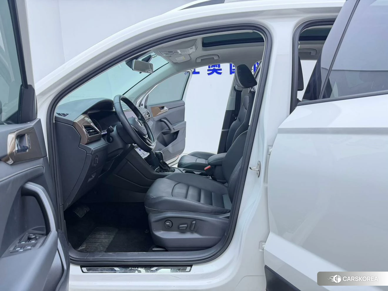 Volkswagen Tharu 2020 Белый из Китая, фото 3
