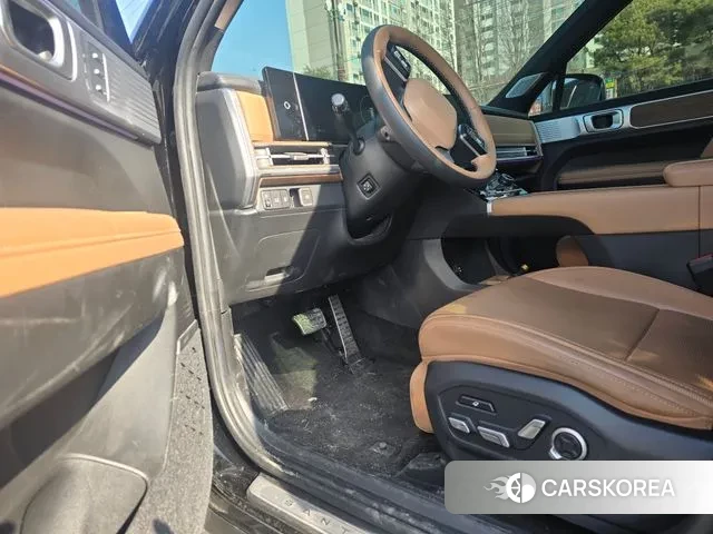 Hyundai Santa Fe (MX5) 2024 Черный из Кореи, фото 3