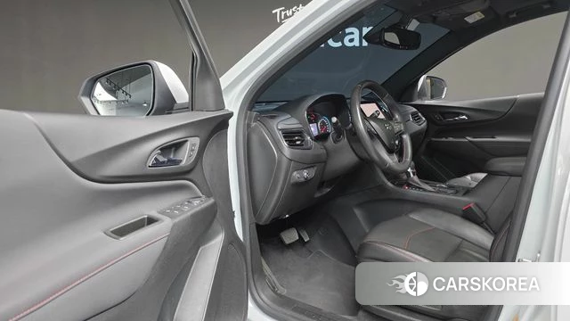 Chevrolet (GM Daewoo) The New Equinox 2022 Белый из Кореи, фото 3