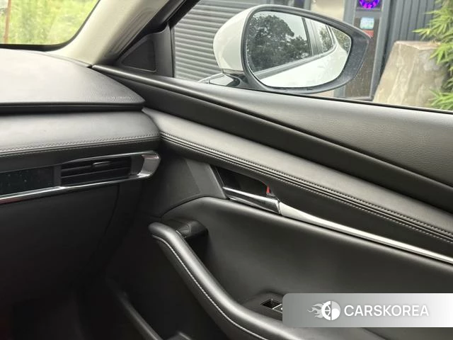 Mazda 3 2021 Белый из Китая, фото 3