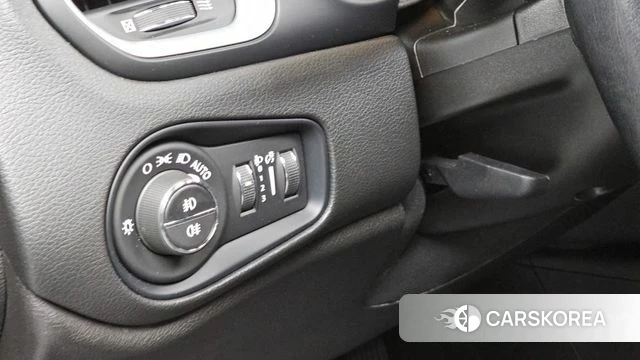 Jeep Renegade 2021 Серый из Кореи, фото 3