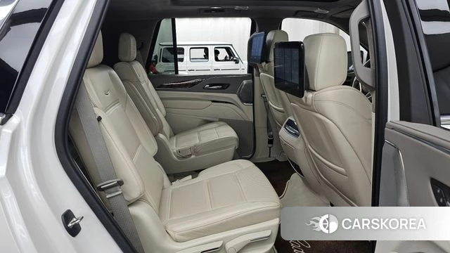 Cadillac Escalade 5th Generation 2021 Белый из Кореи, фото 3