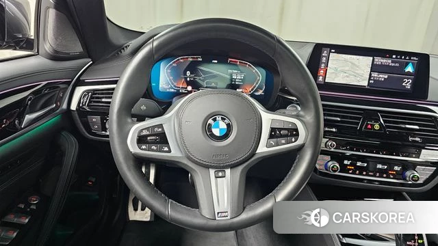 BMW 5 Series (G30) 2020 Серый из Кореи, фото 3