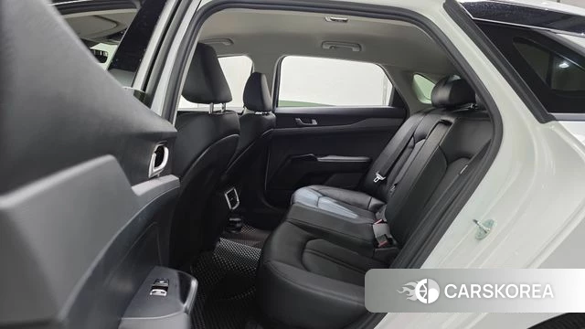 Kia The New K5 3rd generation 2025 Белый из Кореи, фото 4
