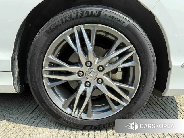 Honda Elysion 2021 Белый из Китая, фото 3