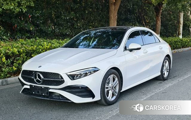 Mercedes-Benz A-Class 2025 Белый из Китая, фото 3