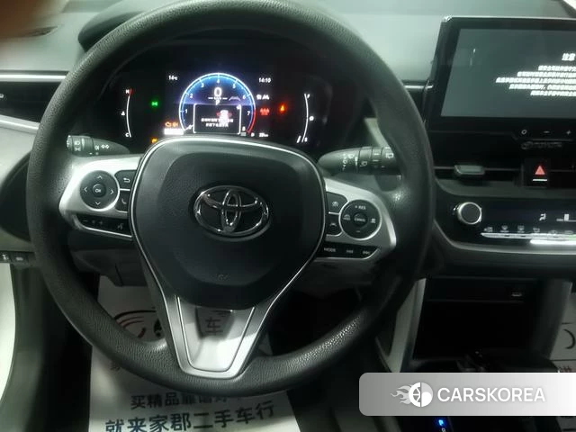 Toyota Frontlander 2024 Белый из Китая, фото 3