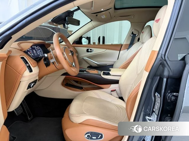 Aston Martin DBX 2022 Серый из Кореи, фото 3