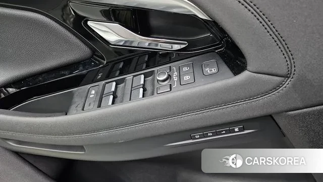 Land Rover Range Rover Evoque 2nd Generation 2022 Белый из Кореи, фото 3