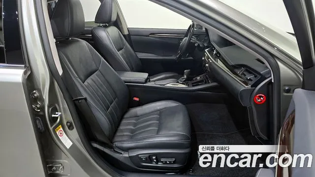 Lexus New ES300h 2018 Серебряный из Кореи, фото 3