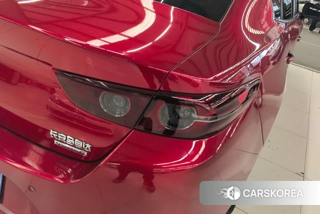 Mazda 3 2021 Красный из Китая, фото 3