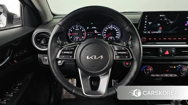 Kia The New K3 2nd generation 2022 Белый из Кореи, фото 3