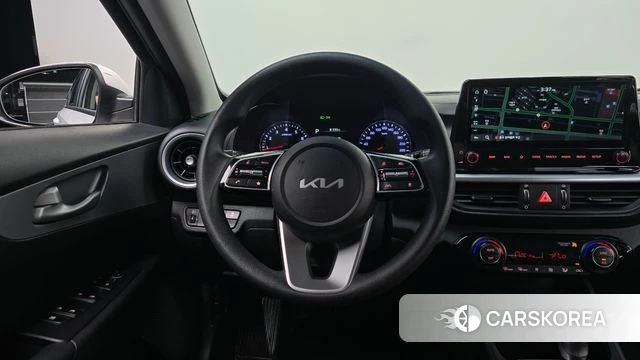 Kia The New K3 2nd generation 2023 Белый из Кореи, фото 3