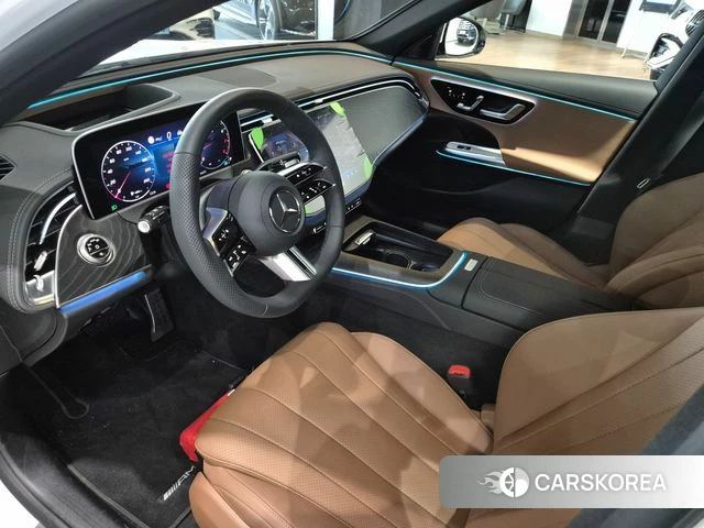 Mercedes-Benz E-Class W214 2026 Белый из Кореи, фото 3
