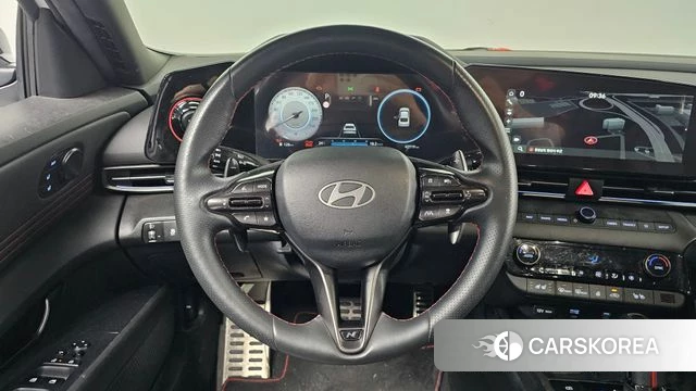 Hyundai The New Avante (CN7) 2024 Белый из Кореи, фото 3