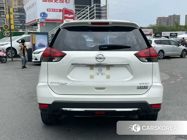 Nissan X-Trail 2023 Белый из Китая, фото 3