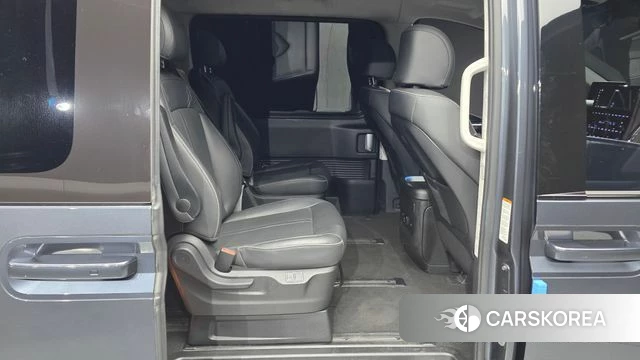 Hyundai Staria 2023 Серый из Кореи, фото 3