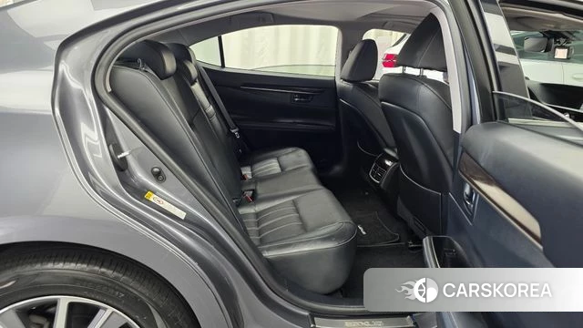 Lexus New ES300h 2018 Серый из Кореи, фото 3