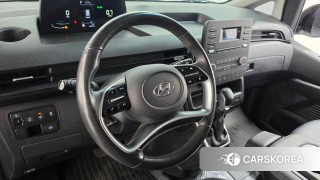 Hyundai Staria 2023 Белый из Кореи, фото 3