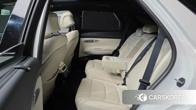 Genesis Electrified GV70 2022 Белый из Кореи, фото 3