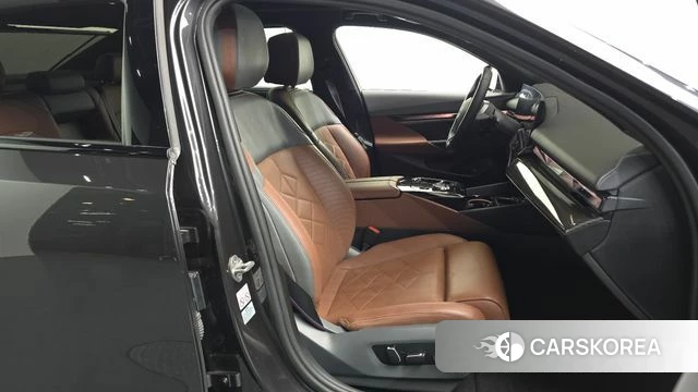 BMW i5 (G60) 2023 Серый из Кореи, фото 3