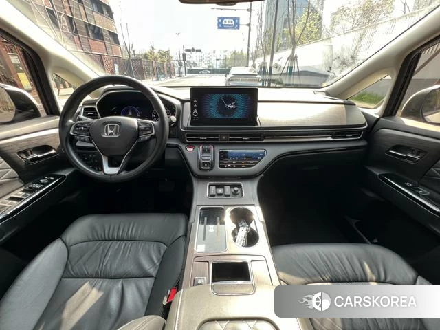 Honda Elysion 2023 Белый из Китая, фото 3