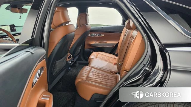 Genesis GV70 2021 Черный из Кореи, фото 3