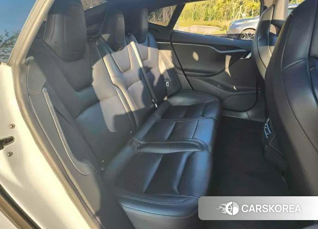 Tesla Model S 2018 Белый из Кореи, фото 3
