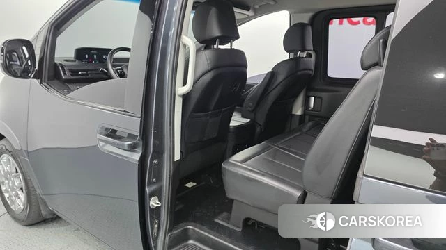 Hyundai Staria 2021 Серый из Кореи, фото 3
