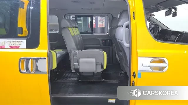 Hyundai The New Grand Starex 2018 Желтый из Кореи, фото 3