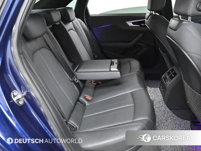 Audi A4 (B9) 2023 Синий из Кореи, фото 3