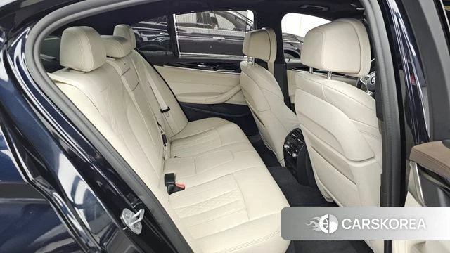 BMW 5 Series (G30) 2019 Черный из Кореи, фото 3