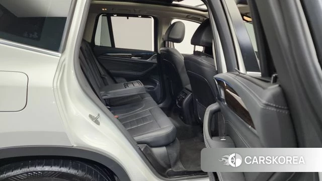 BMW X3 (G01) 2022 Белый из Кореи, фото 3
