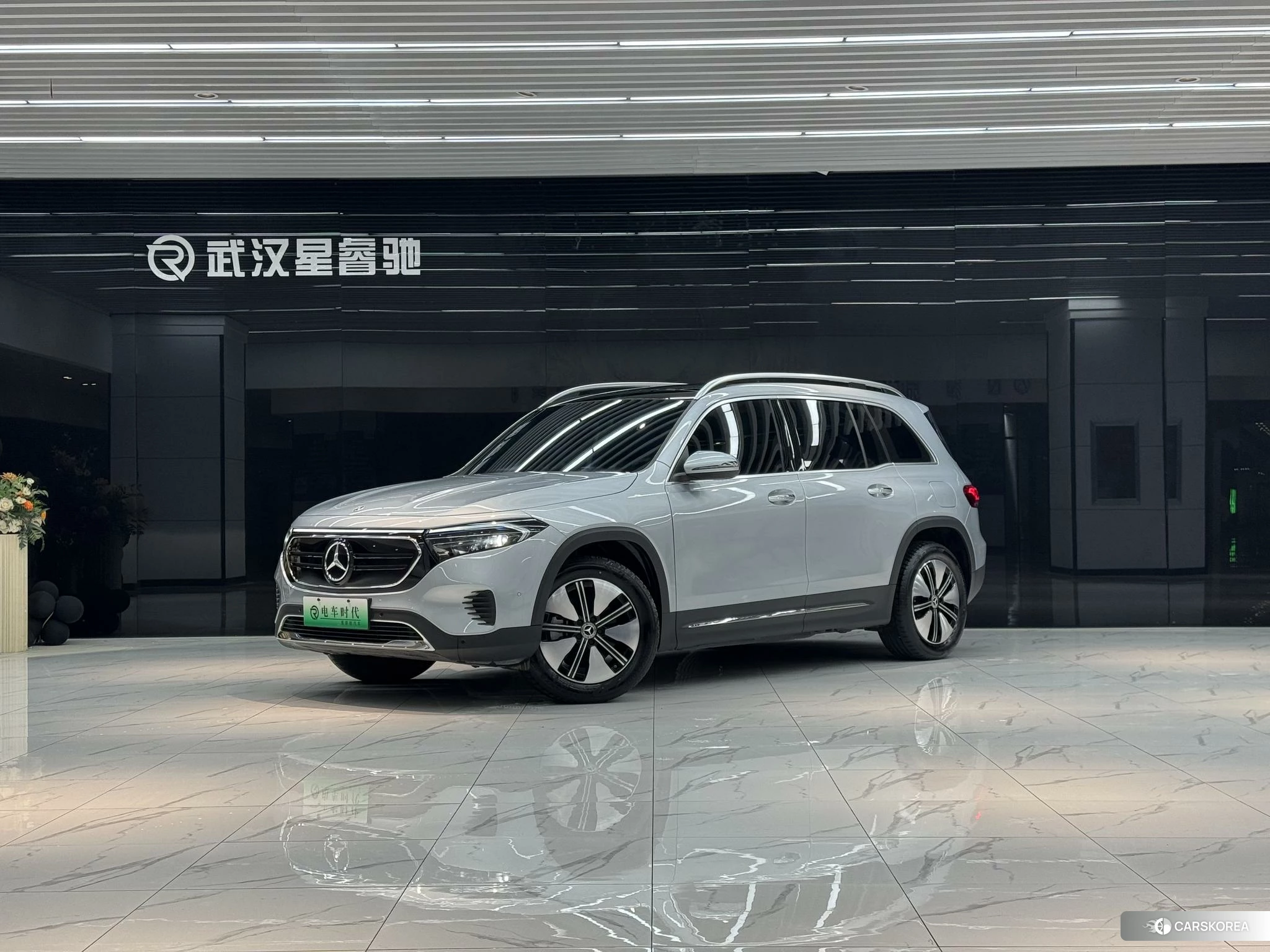 Mercedes-Benz EQB 2023 Серебристо-серый из Китая, фото 3