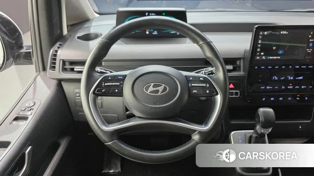 Hyundai Staria 2024 Серебристо-серый из Кореи, фото 3