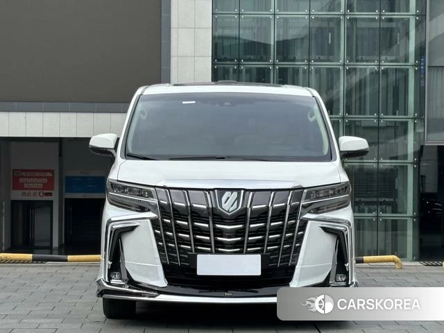 Toyota Alphard 2021 Белый из Китая, фото 3