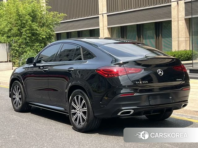 Mercedes-Benz GLE 2024 Черный из Китая, фото 3